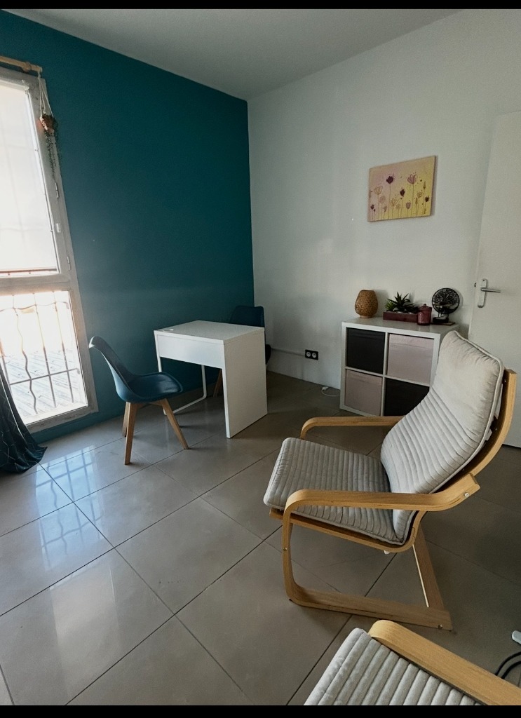 photo cabinet Katia Poussardin