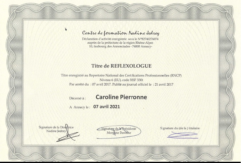 photo diplome Caroline PETIOT