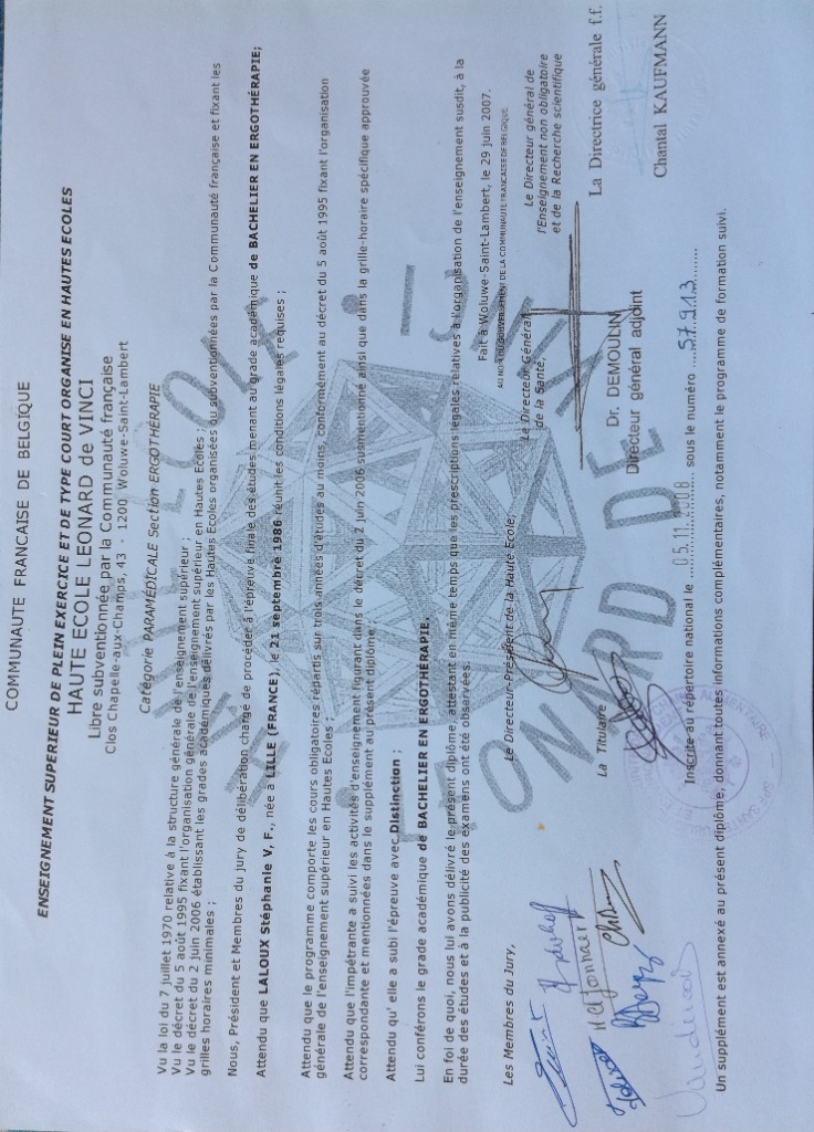 photo diplome Laloux Stéphanie