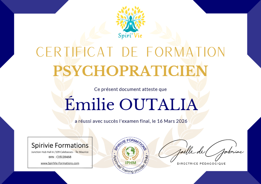 photo diplome Outalia Emilie