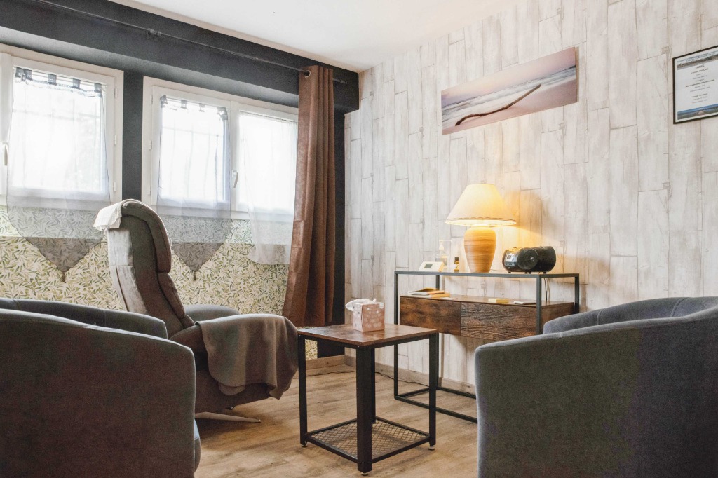 photo cabinet Camille Poulain Hypnose Thérapies Brèves