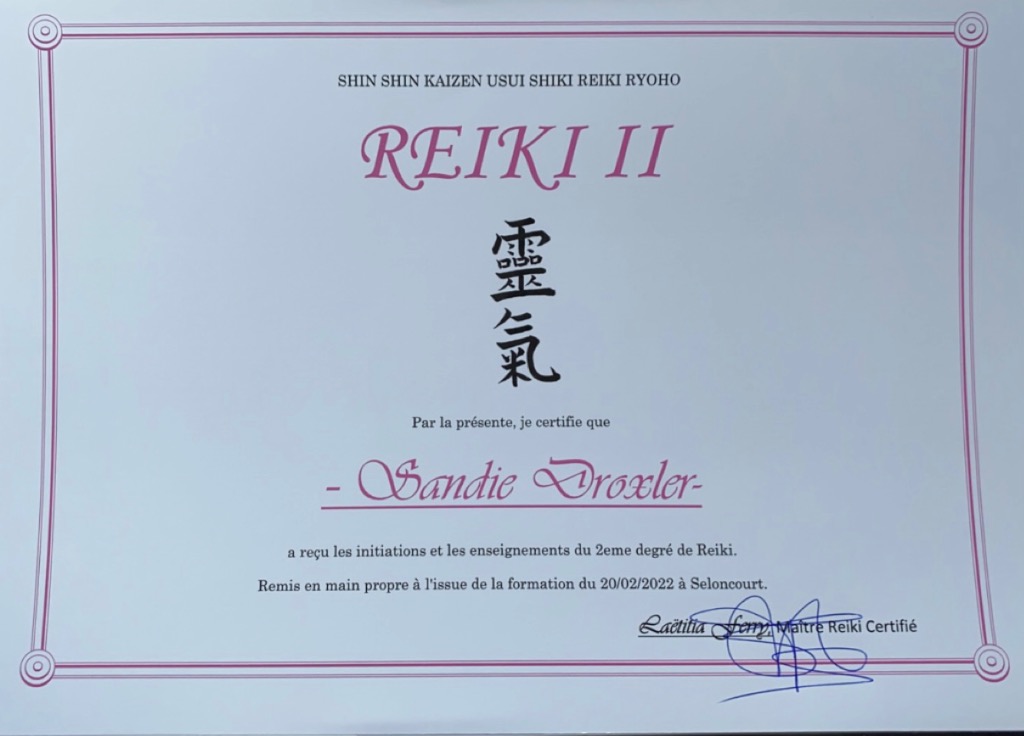 photo diplome Aurore Reiki & Hypnose