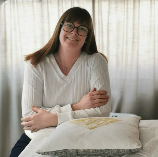 Rachel Gosselin, Auraterra