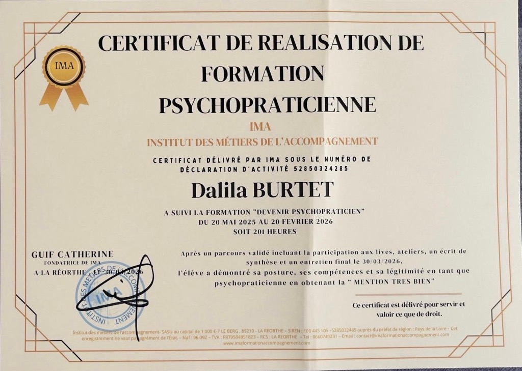 photo diplome Dalila Burtet