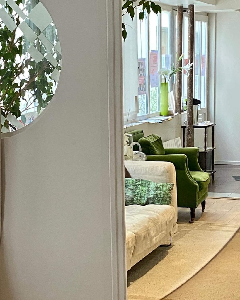 photo cabinet Cécile Gabaut