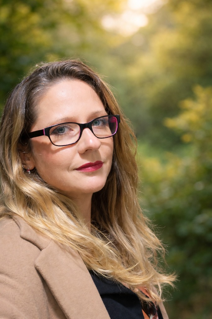 photo portrait Elsa Thérapeute Sophrologue 