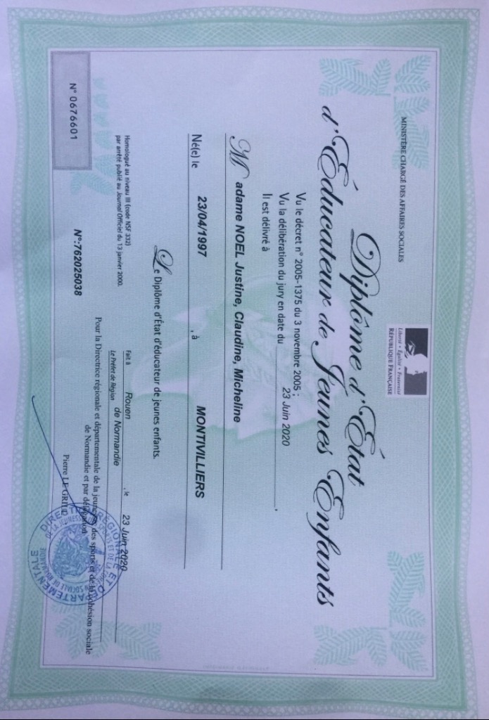 photo diplome Bien Naitre Et Grandir