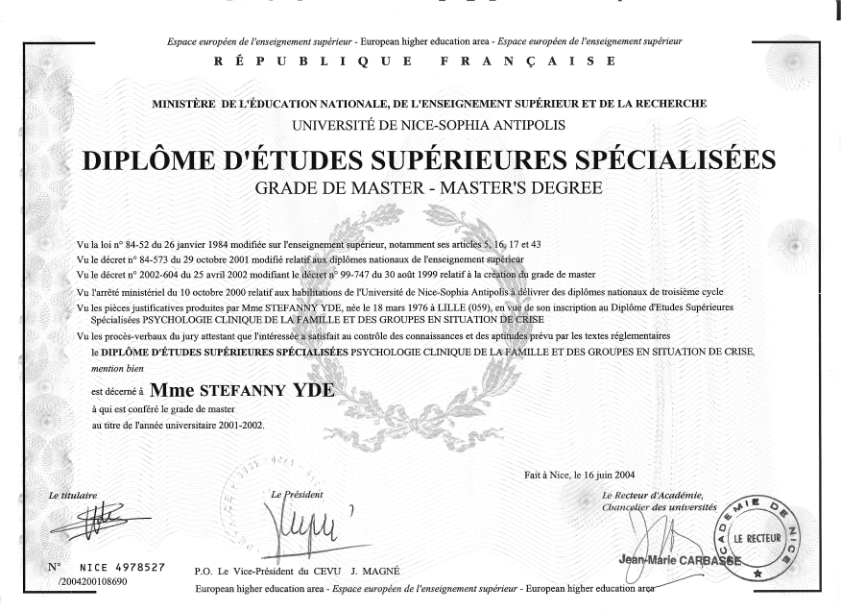 photo diplome Stéfanny YDE