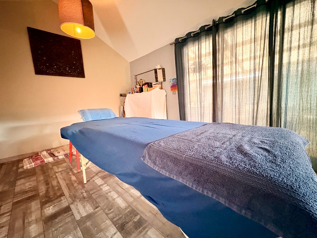 photo cabinet Paul Croin – Magnétiseur et coupeur de feu