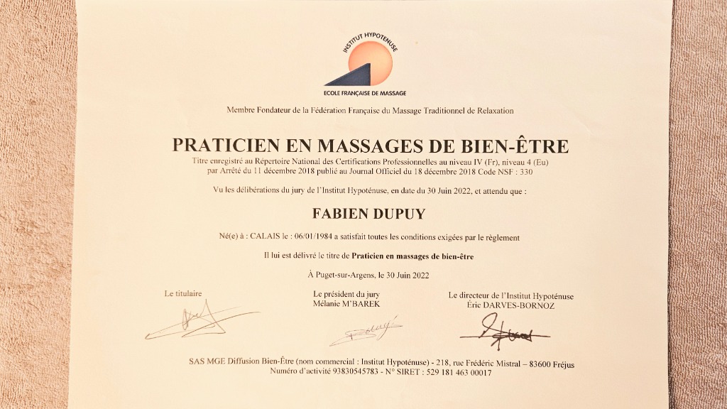 photo diplome Fabien Massages Biarritz