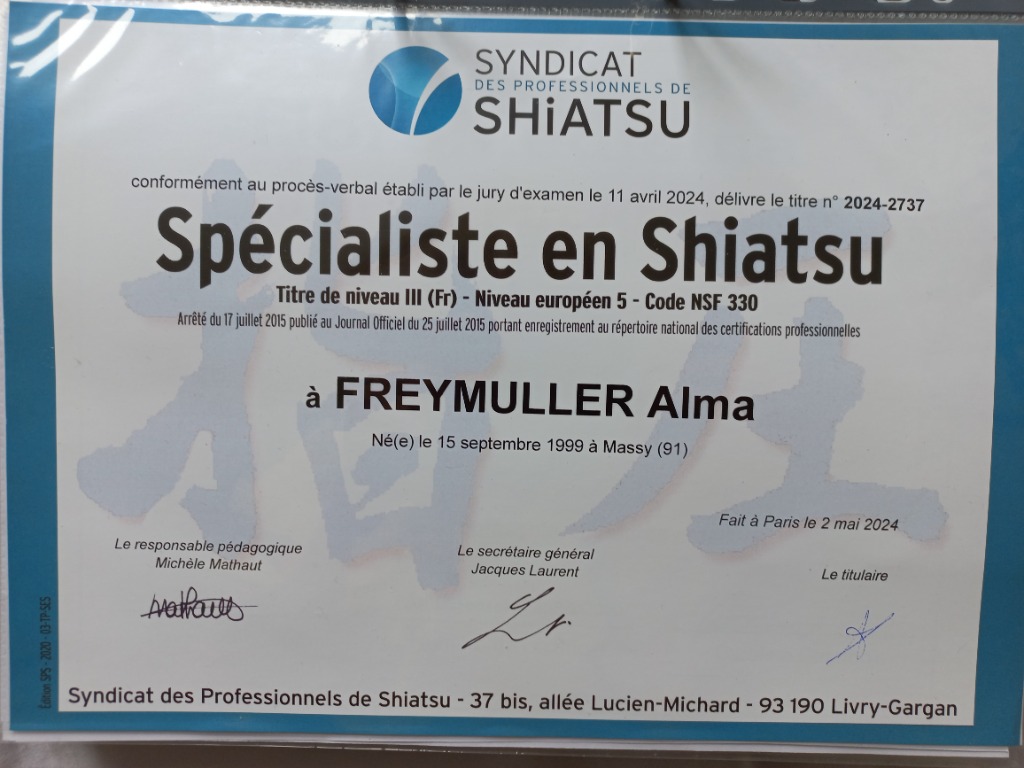photo diplome Alma Freymuller - Shiatsu 