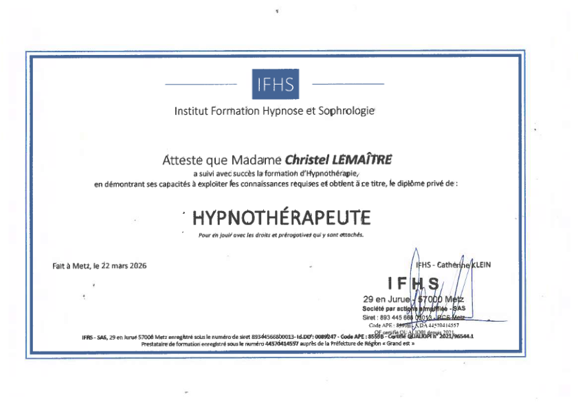 photo diplome Christel Lemaître