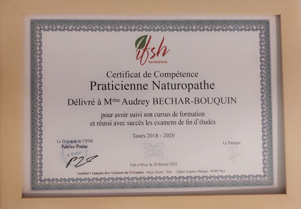photo diplome Audrey BECHAR-BOUQUIN Honaturo