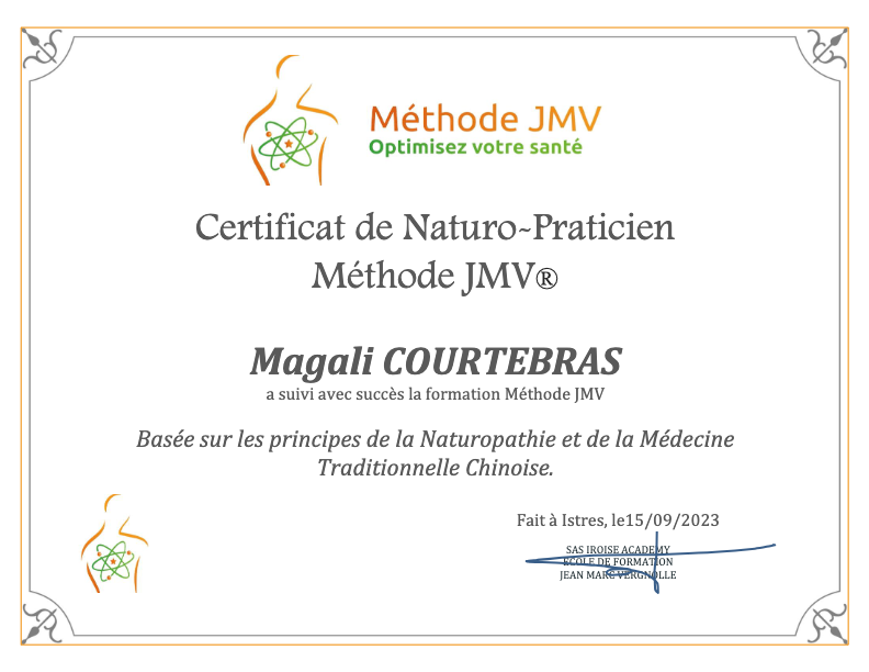 photo diplome Magali Courtebras