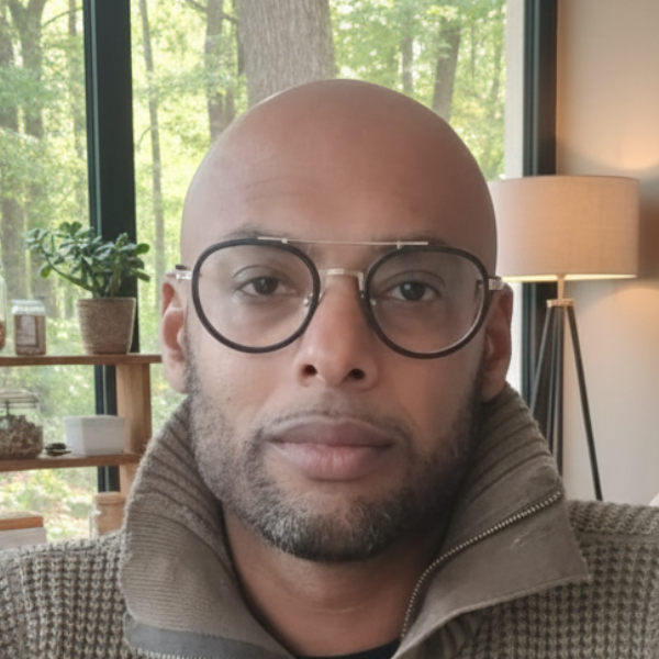 STÉPHANE AMOURDA