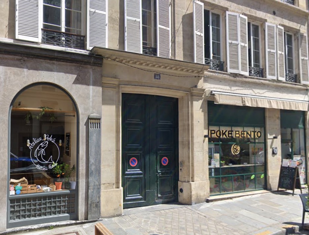 photo cabinet LOU DE VITRY