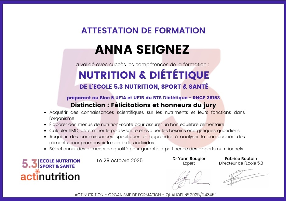 photo diplome Anna - Coach en nutrition