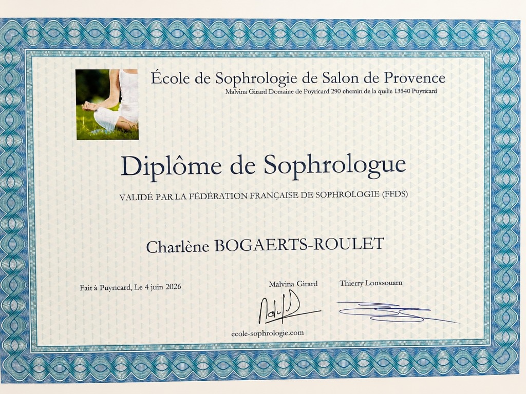 photo diplome Charlène Bogaerts-Roulet