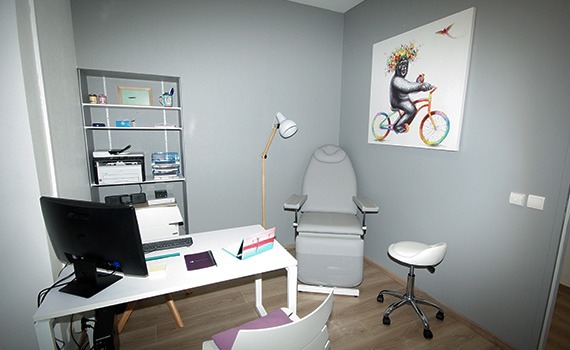 photo cabinet Nicolas Cesson