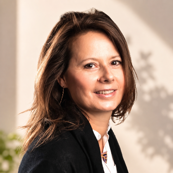 Christiane Menneteau 🔗 christiane-menneteau.fr