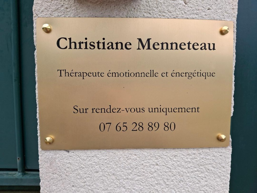photo diplome Christiane Menneteau 🔗 christiane-menneteau.fr