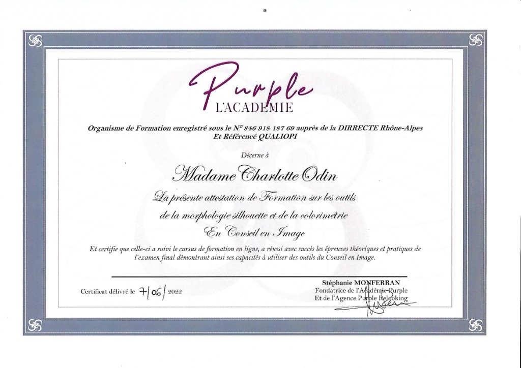 photo diplome Charlotte VERICEL Charly&You