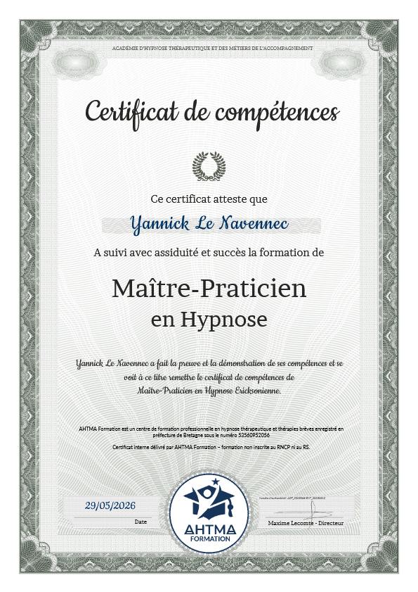 photo diplome Yannick Le Navennec