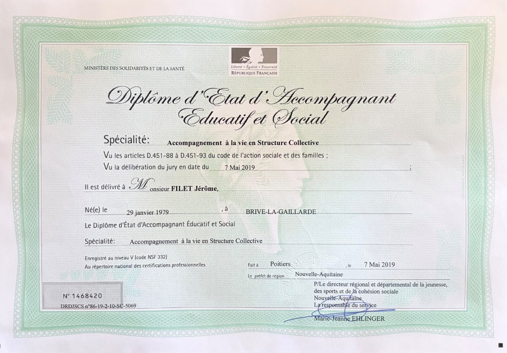 photo diplome Jérôme f pour le bien être 