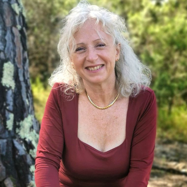 Véronique Savernin