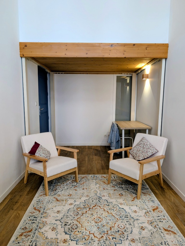 photo cabinet Chloé Bayard
