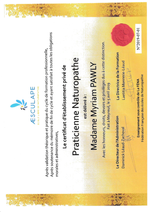photo diplome Myriam Pawly Naturopathe