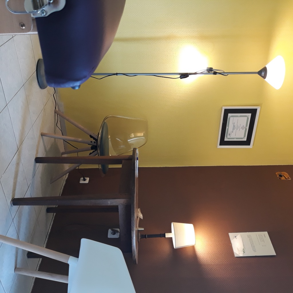 photo cabinet Jean-Michel Baptista