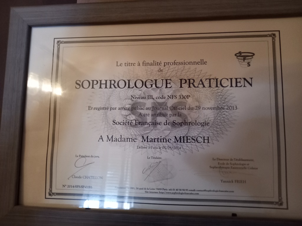 photo diplome MIESCH Martine