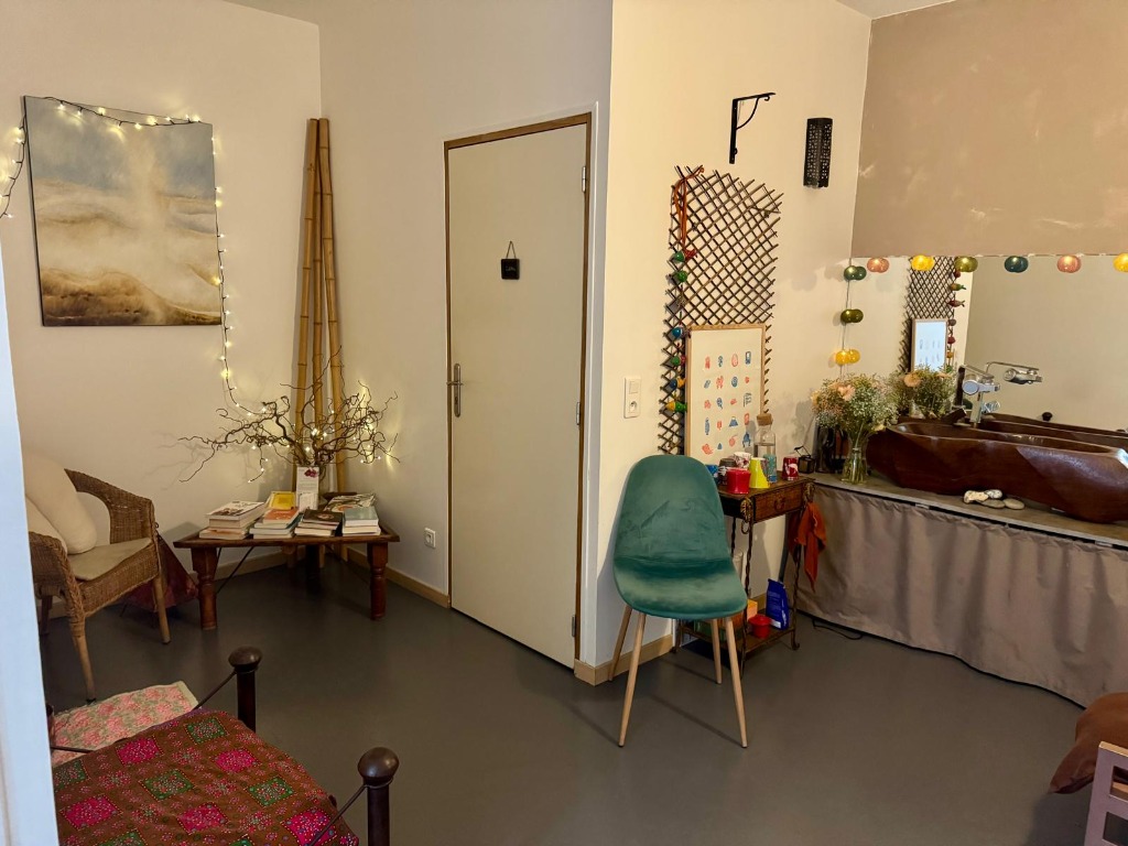 photo cabinet DE BRITO Gina