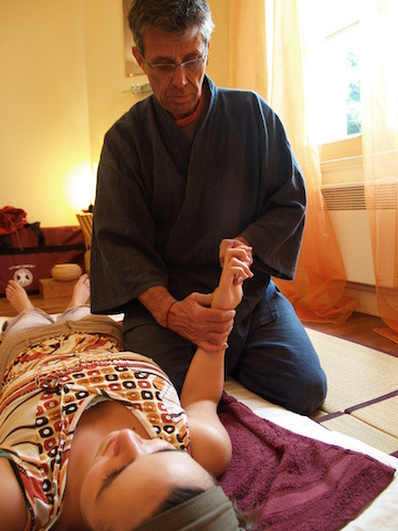 photo seance ÉCOLE DE SHIATSU DES 5 SENS PHILIPPE RONCE