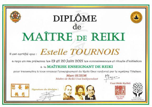 photo diplome Estelle Tournois