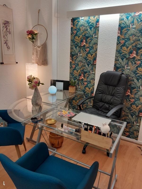 photo cabinet FRANCOISE ROCAFORT