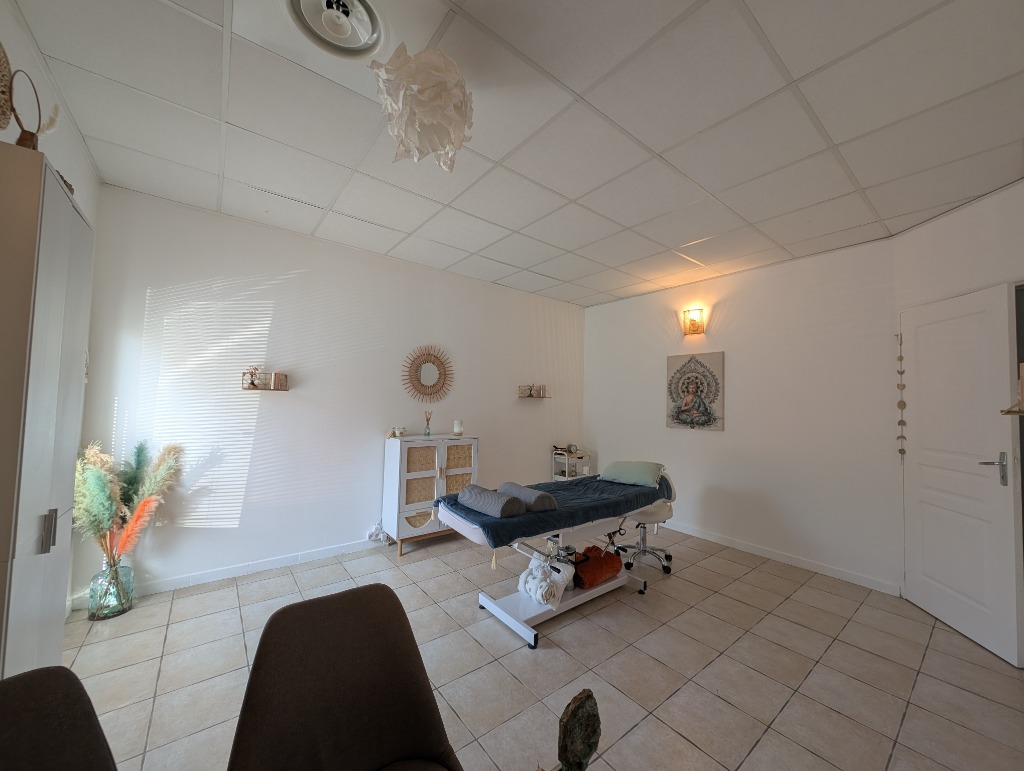 photo cabinet Olivia Picoli Cabinet MEDITRINE