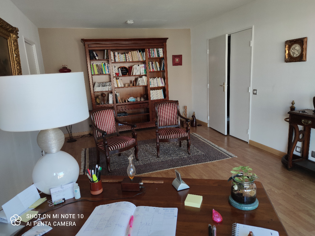 photo cabinet Bernadette GODMER