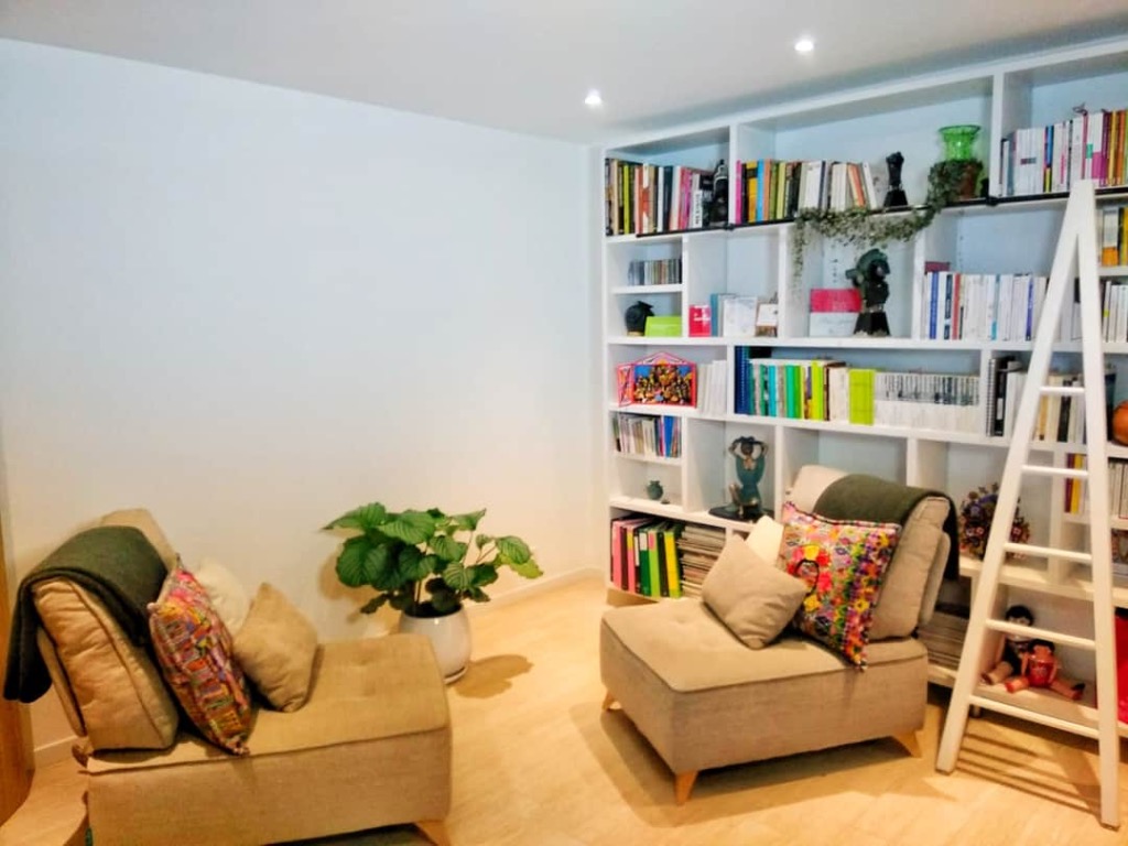 photo cabinet Diaz Lydia