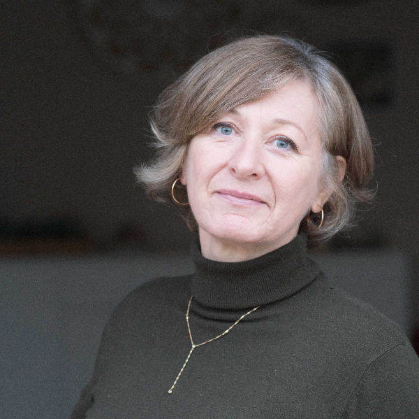 Véronique Debove