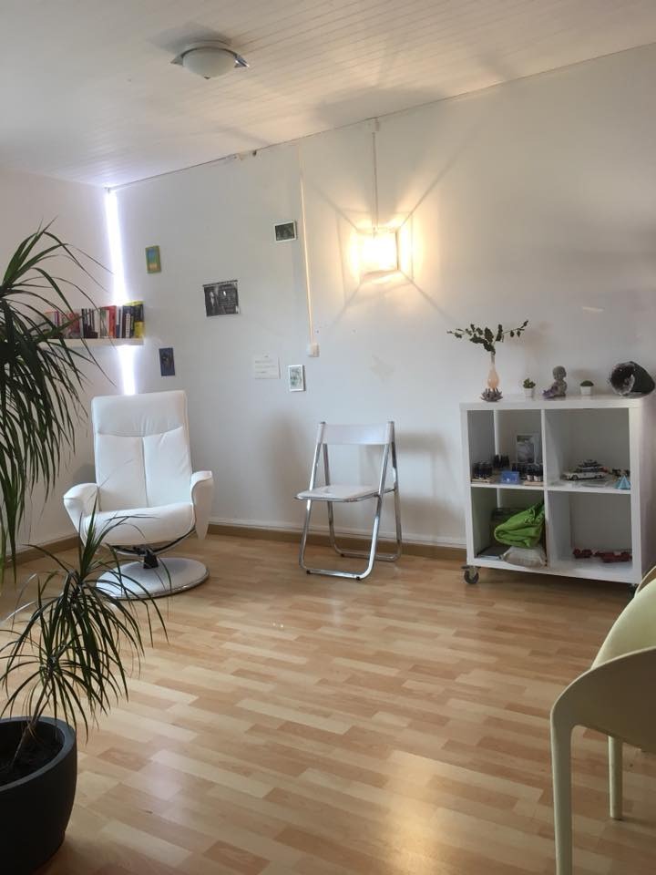 photo cabinet Eric Pernet