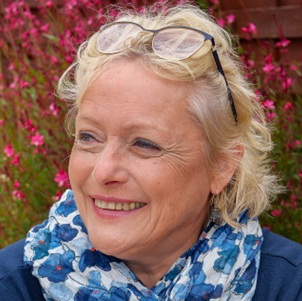 Véronique Chapolard