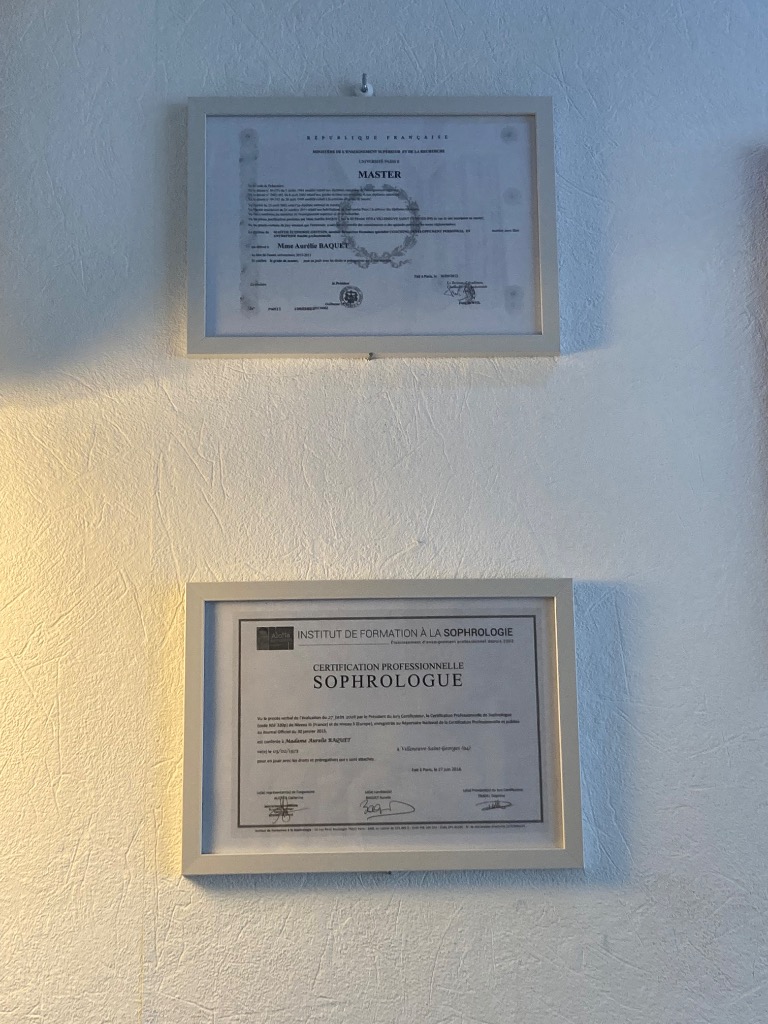 photo diplome Aurélie Baquet AB Coaching Sophrologie Formation