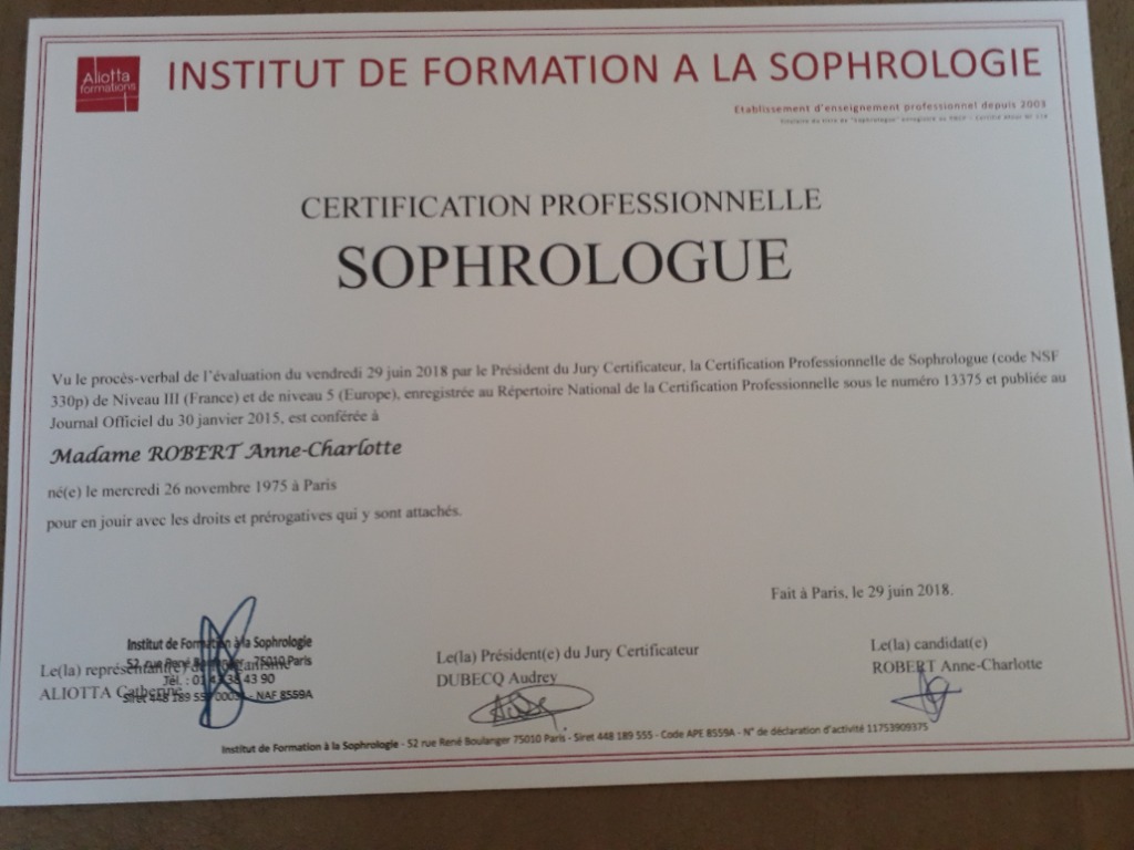 photo diplome ROBERT Anne-Charlotte