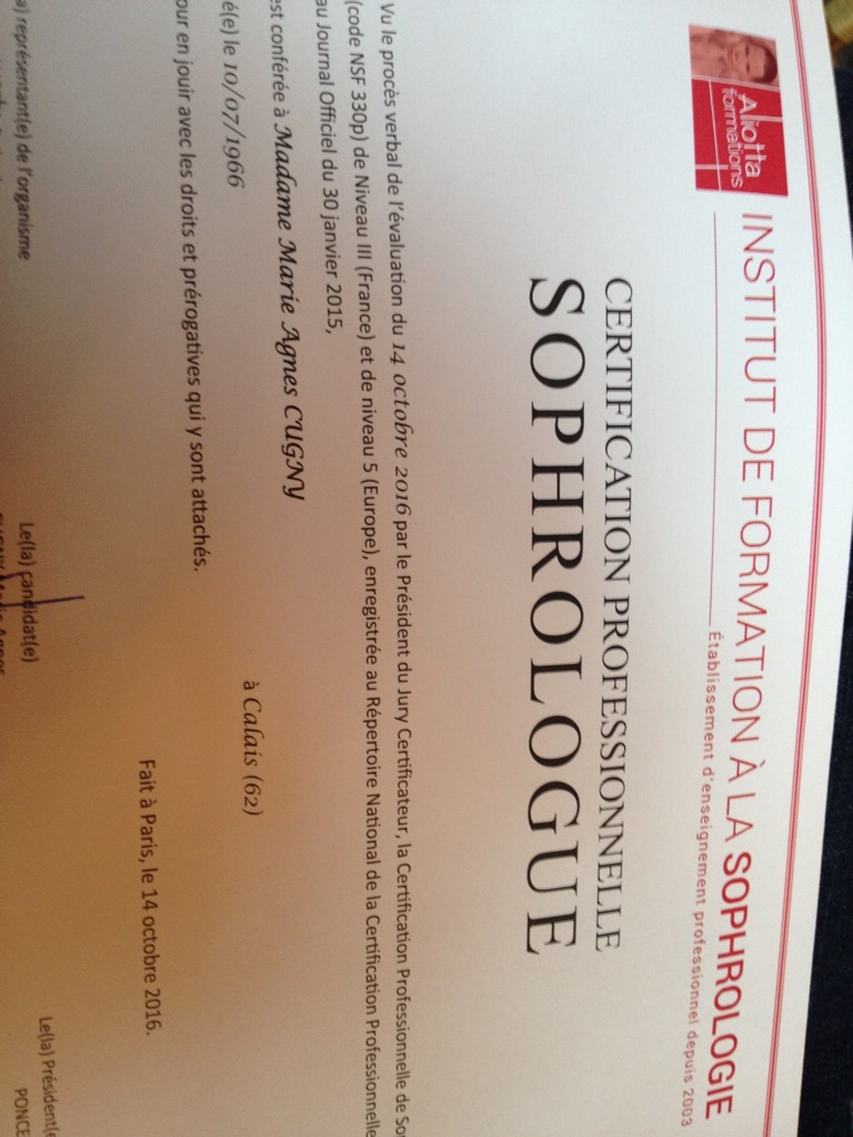 photo diplome CUGNY MARIE AGNES