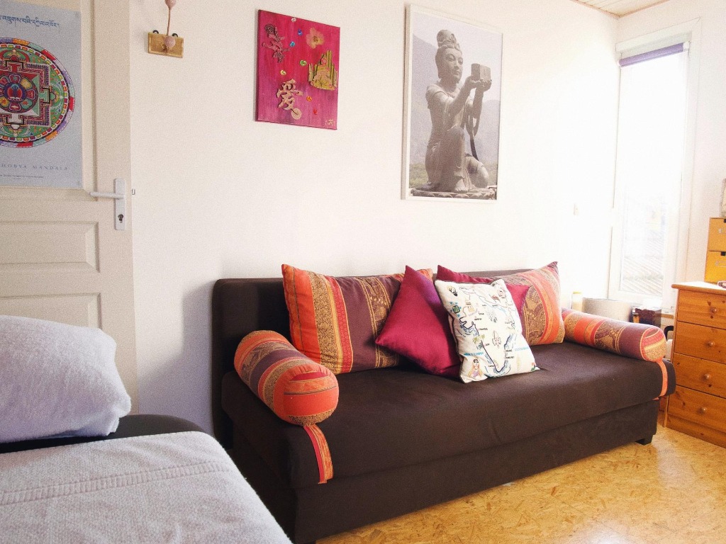 photo cabinet Kathy Elhia Repeta