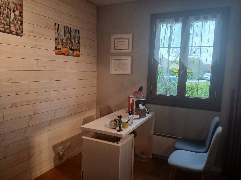 photo cabinet MARTINEZ Muriel