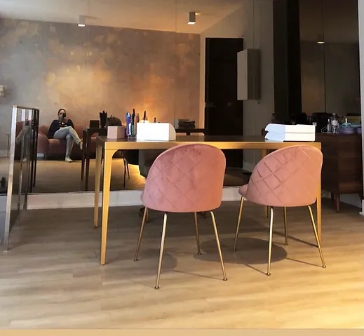 photo seance Caroline Decosse Hypnothérapeute et Coach