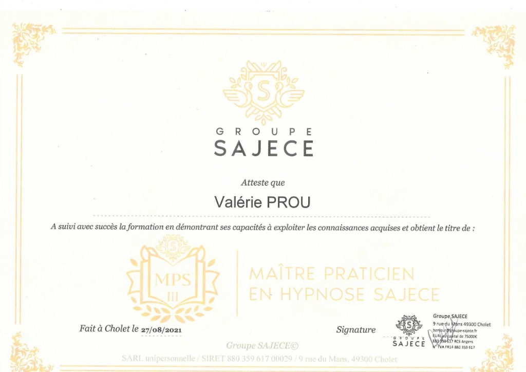 photo diplome PROU Valerie